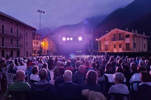 TANGRAM TEATRO ETS slide