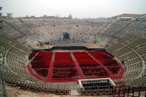 Anfiteatro romano “Arena di Verona” slide