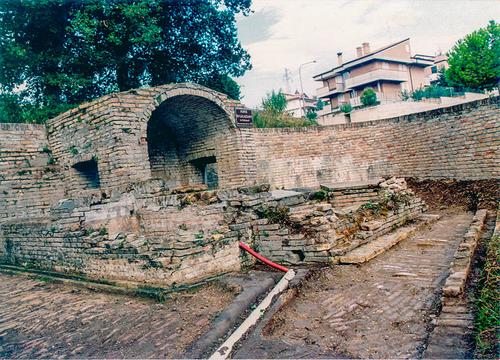 FONTE DI GALIZIANO (GALAZZANO) slide