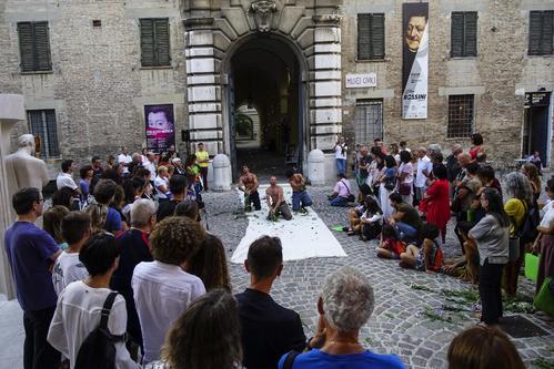 HANGARTFEST Festival di Danza Contemporanea slide