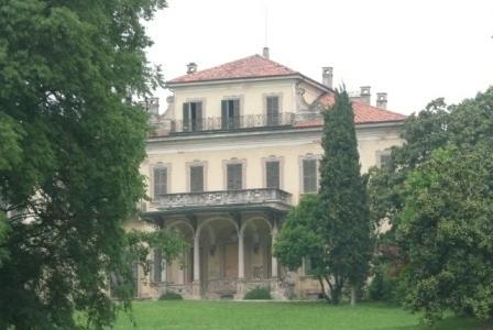 VILLA BORROMEO D