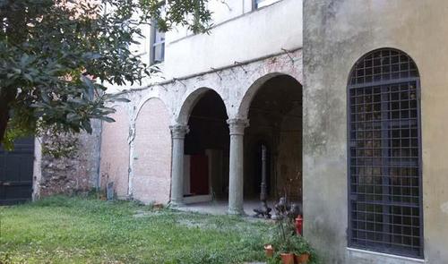 Palazzo Guinigi - La via Francigena e il Volto Santo slide