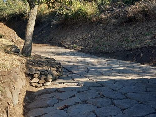 Parco Archeologico Culturale di Tuscolo slide