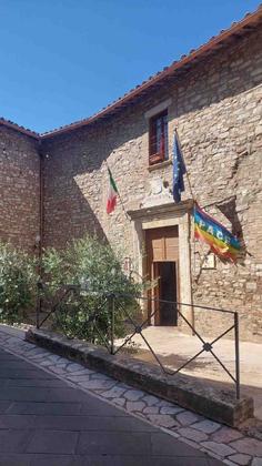 Palazzo Comunale di Corciano slide