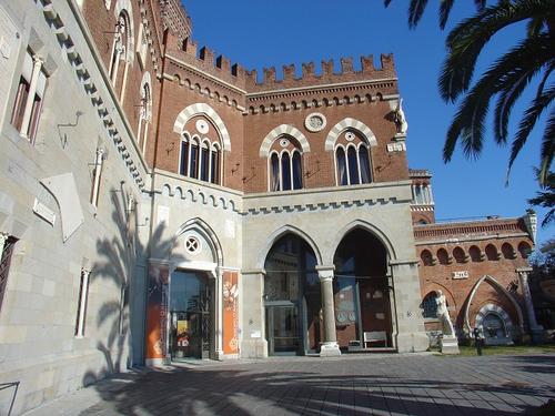 CASTELLO D’ALBERTIS - MUSEO DELLE CULTURE DEL MONDO slide