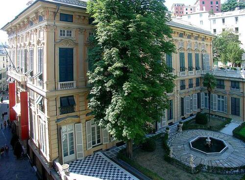 Musei di Strada Nuova - Palazzo Rosso, Palazzo Bianco, Palazzo Tursi slide