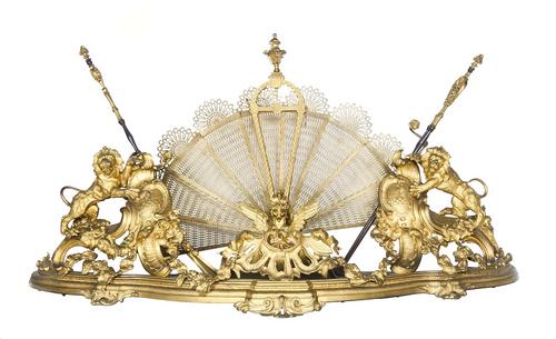 Palazzo Spinola – Servizio da camino in bronzo dorato con stemmi Spinola slide