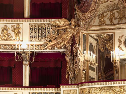 Fondazione Teatro di San Carlo slide