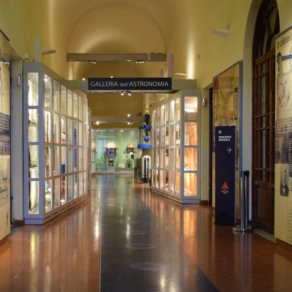 Museo della Fondazione Scienza e Tecnica slide