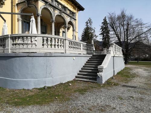 VILLA MAIONI slide