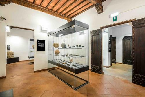Museo Archeologico del Chianti slide