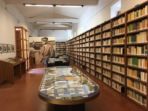 Archivio-Biblioteca Gesualdo Bufalino slide