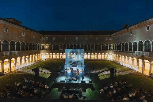 Fondazione Ravenna Manifestazioni slide