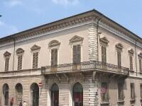 Palazzo Laderchi slide