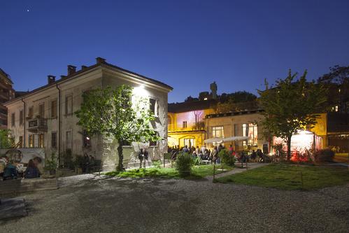 Cascina Cuccagna slide