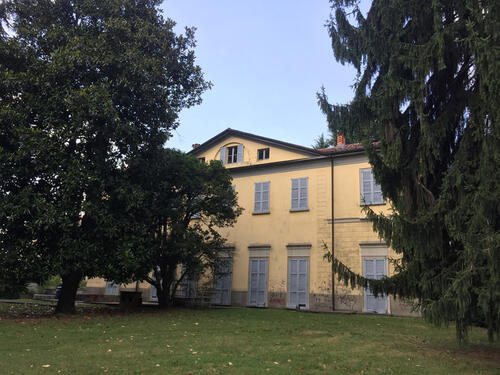 Villa Ferranti slide