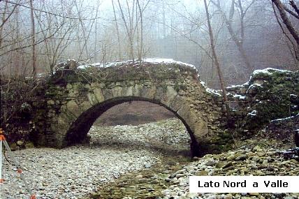 Antico Ponte Romano sul Torrente Forada. slide