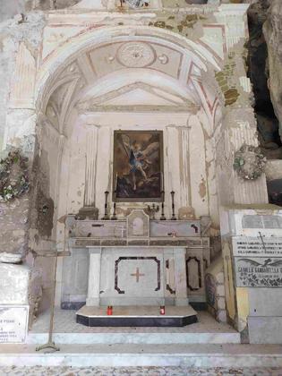 CHIESA RUPESTRE DI SAN MICHELE ARCANGELO slide