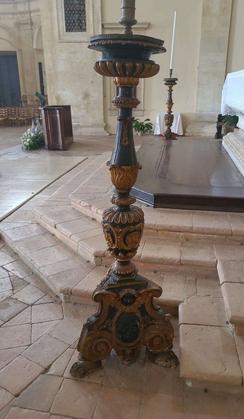 Torcieri, Candelabri e gradino di Altare della Chiesa della Consolazione a Todi slide