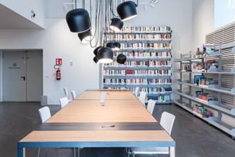 BIBLIOTECA CIVICA L. MAJNO slide