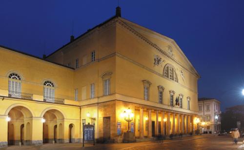 Teatro Regio di Parma slide