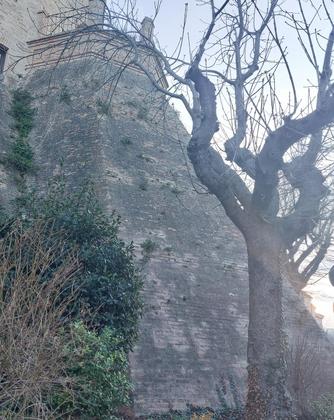 MURA CASTELLANE slide