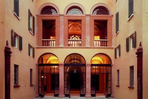 Fondazione Palazzo Magnani slide