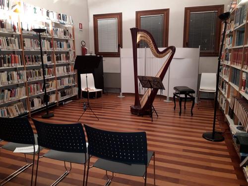BIBLIOTECA COMUNALE DI CASIER slide