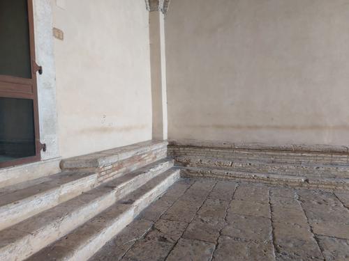 LOGGIA DEL TEATRO DEI LEGGIERI DI SAN GIMIGNANO slide