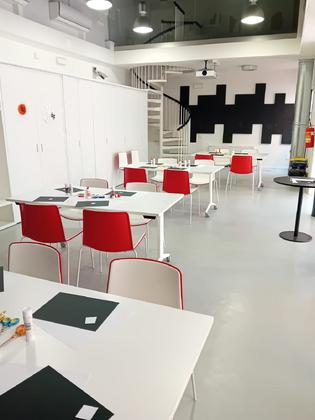 BIBLIOTECA COMUNALE ERNESTO BALDUCCI slide