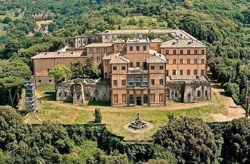 Complesso monumentale di Villa Mondragone slide