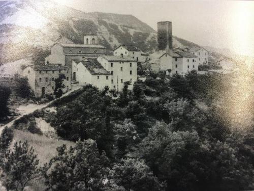 Torre di Gattara. slide