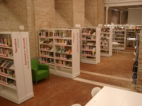 Biblioteca Planettiana slide