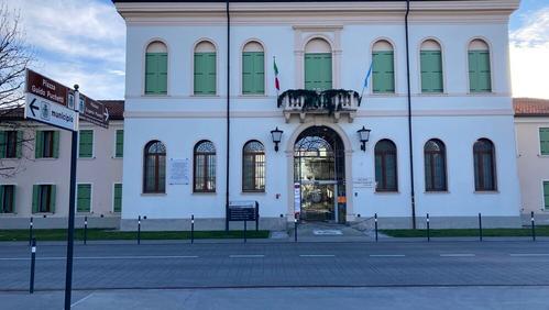 BIBLIOTECA MELCHIORRE CESAROTTI SELVAZZANO DENTRO slide