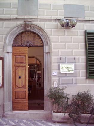 Biblioteca Comunale Vallesiana slide