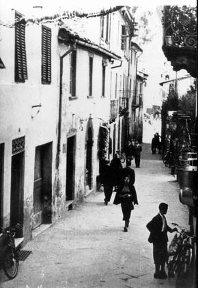 Riqualificazione di via Cavour del capoluogo slide