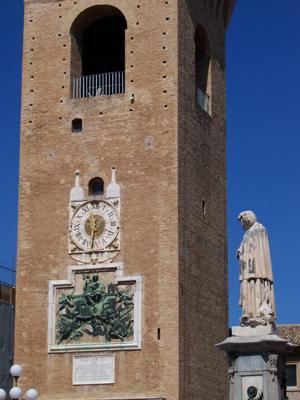 TORRE CIVICA "LA TRASLAZIONE DELLA SANTA CASA" E "QUADRANTE DELL