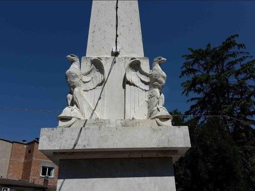 Monumento ai Caduti di San Martino in Campo slide