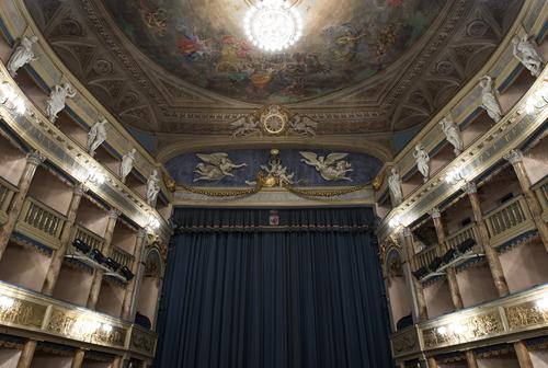 Teatro Comunale A. Masini slide