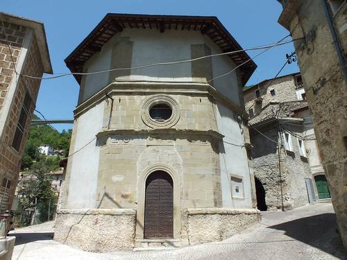 Chiesa Oratorio della Madonna del Sole, Capodacqua, Arquata del Tronto (AP) slide