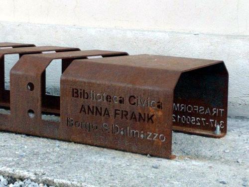 COMUNE DI BORGO SAN DALMAZZO - BIBLIOTECA CIVICA "ANNA FRANK" slide