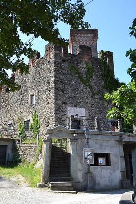 Torre Ricetto di San Mauro slide