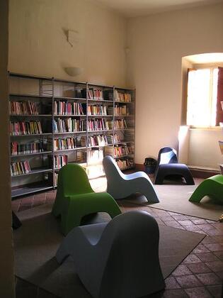 Agorà Biblioteca Civica di Lucca slide