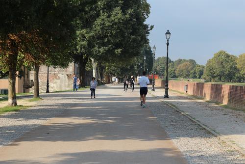 Complesso delle Mura urbane slide