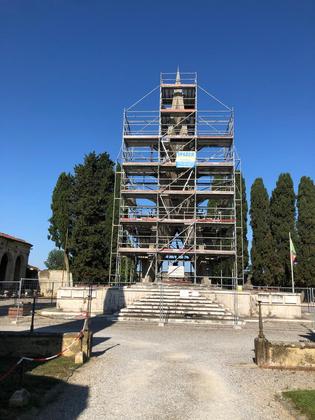 Monumento Ossario cimitero urbano di Lucca slide
