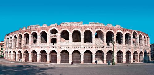 Anfiteatro romano “Arena di Verona” slide