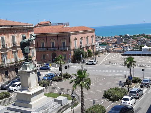 Monumento a re Vittorio Emanuele II di Raffaello Pagliaccetti slide