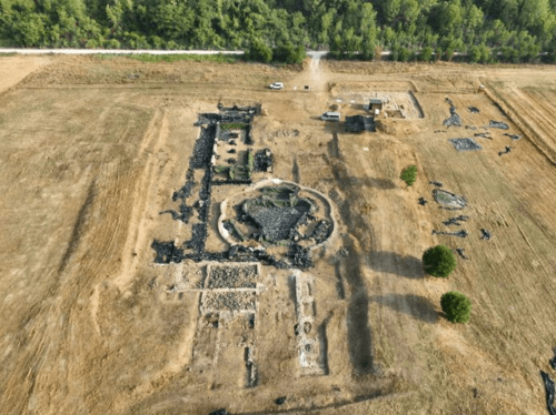 SITO ARCHEOLOGICO DELLA VILLA ROMANA DI AIANO (SAN GIMIGNANO) slide