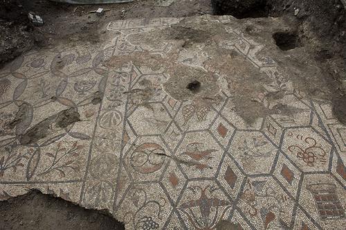 Stalla Violin in Aquileia (UD). Valorizzazione mosaici tardoantichi slide