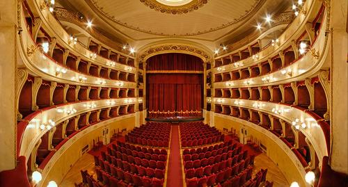 TEATRO ALESSANDRO MANZONI slide